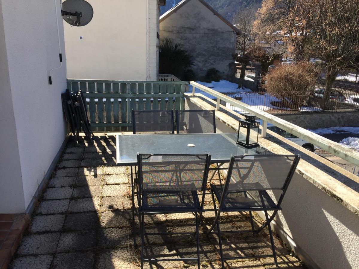 Superbe Appartement A Bourg D'Oisans Avec Terrasse Sud Le Bourg-dʼOisans Exteriér fotografie